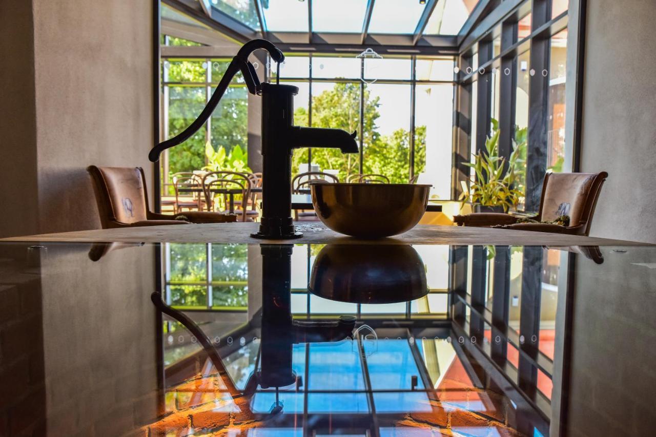 Schloss Fellin Boutique Hotel And Spa วิลยันดี ภายนอก รูปภาพ