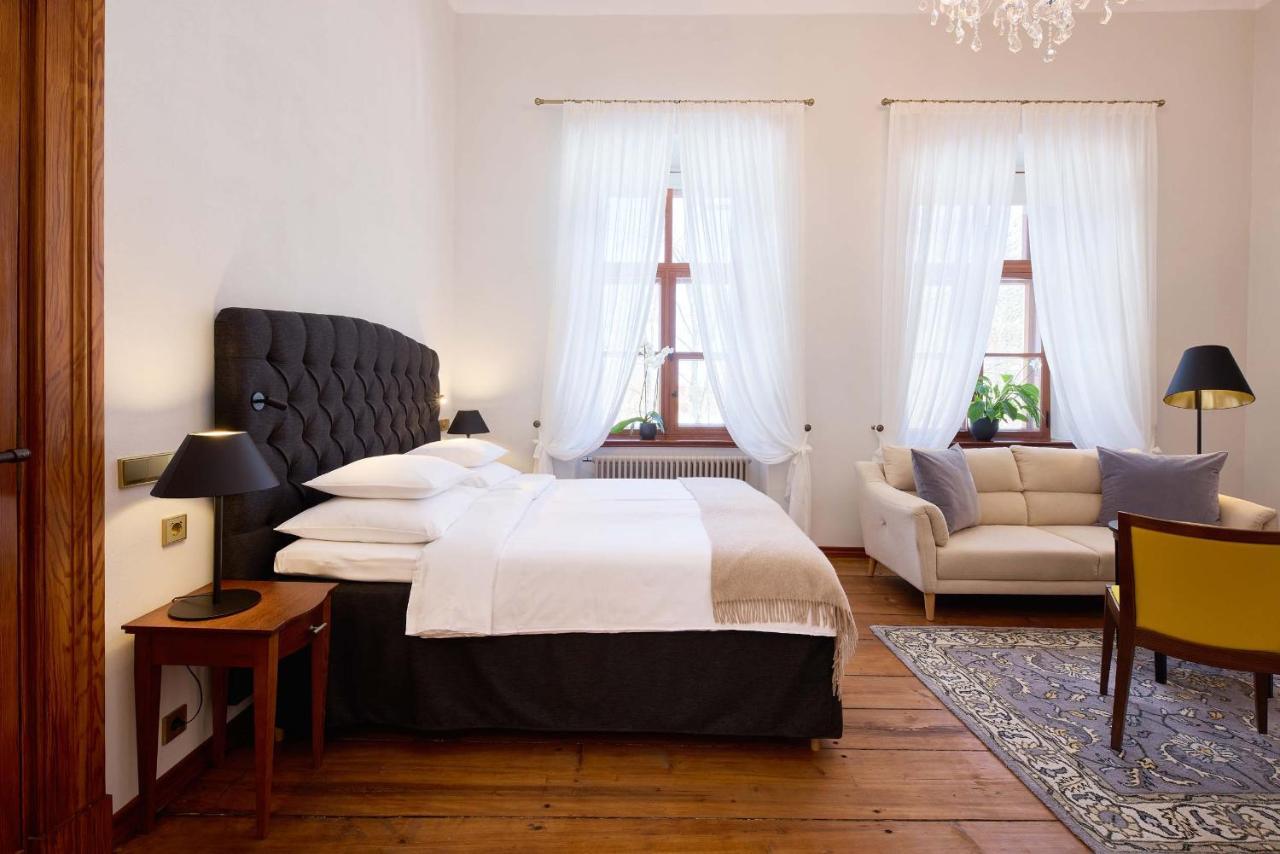 Schloss Fellin Boutique Hotel And Spa วิลยันดี ภายนอก รูปภาพ