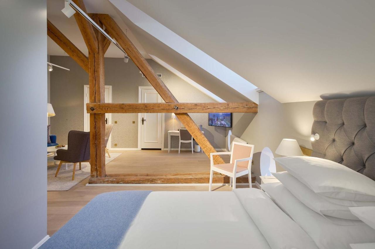 Schloss Fellin Boutique Hotel And Spa วิลยันดี ภายนอก รูปภาพ